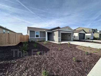 Main picture of 2405 N Fontana St