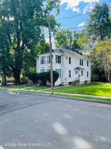 Main picture of 11 Mitchell Pl