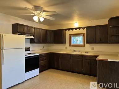 Main picture of 209-125 S Main St