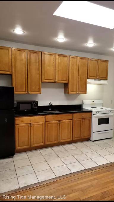 Main picture of 1508 V St SE