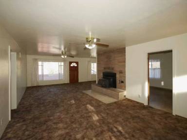Main picture of 174 Market St