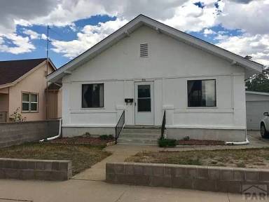 Main picture of 706 Topeka Ave