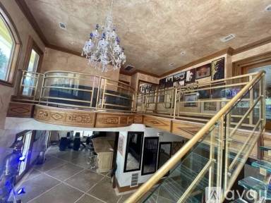 Main picture of 4266 Hillcrest Dr