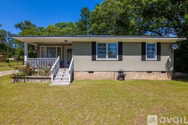 Main picture of 3201 Holt Rd