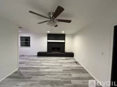 Main picture of 4925 Barbados Ave