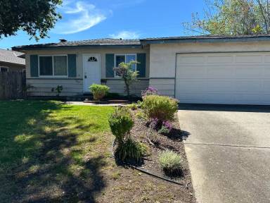 Main picture of 1028 Connie Dr