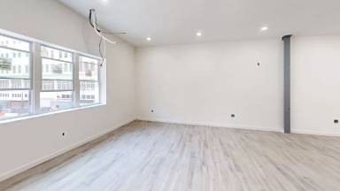 Main picture of 252 Washington St