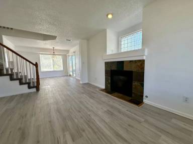 Main picture of 21004 E 41st Pl