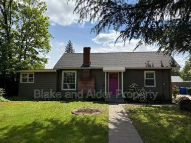 Main picture of 5916 SE Knapp St