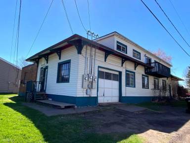 Main picture of 1511 N 64th St