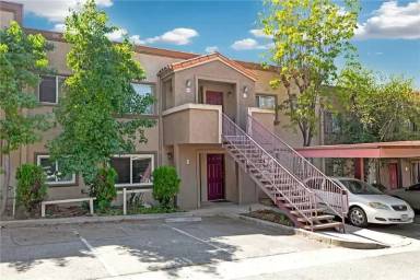 Main picture of 800 Grand Ave