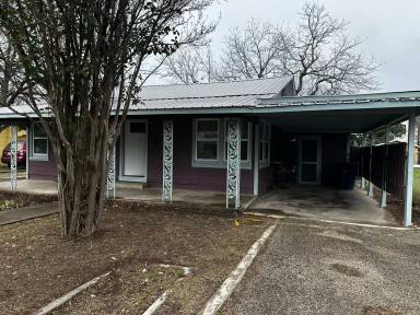 Main picture of 4912 Grover Ave