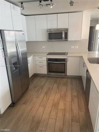Main picture of Nine At Mary Brickell Village