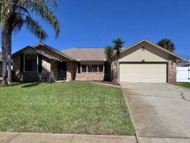 Main picture of 23 Aston Cir