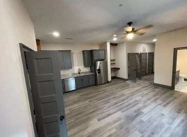 Main picture of 34 Depot St