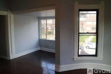 Main picture of 1101 Center St