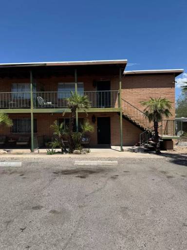 Main picture of 3208-3222 E Almartin St Apartments