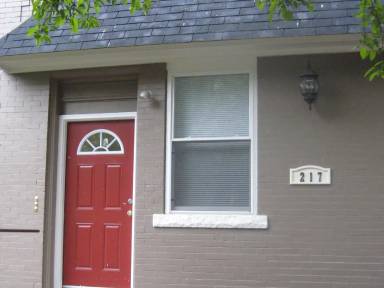 Main picture of 217 Stratford Ave
