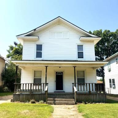 Main picture of 1411 Baltimore Ave