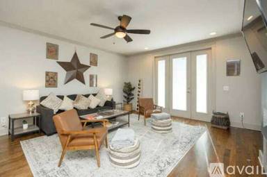 Main picture of 1315 Wade Ave