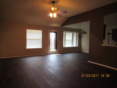 Main picture of 4802 SW Waterstone Pl