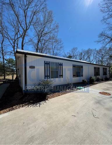 Main picture of 3741 Dixie Court Dr SE