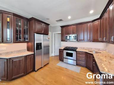 Main picture of 32 Ward St