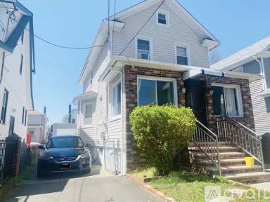 Main picture of 17833 134th Ave