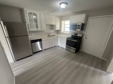 Main picture of 504 Carver St