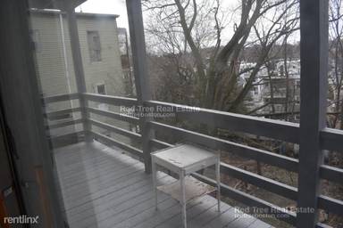 Main picture of 87 Sheridan St
