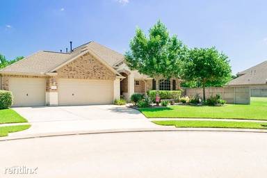 Main picture of 14915 Bronze Finch Dr