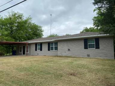 Main picture of 304 W Patton Ave