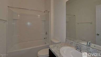 Main picture of 5137 NE 19th Pl