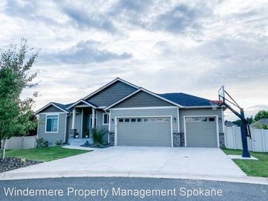 Main picture of 306 Parker Ct