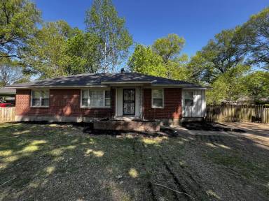 Main picture of 4576 Amboy Rd