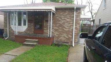 Main picture of 1663 Wilson Ave