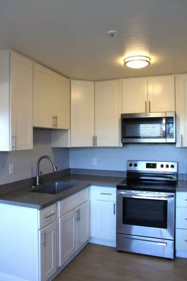 Main picture of 1575 Yulupa Ave