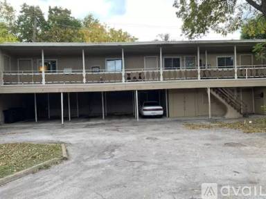 Main picture of 7915 Ithaca St