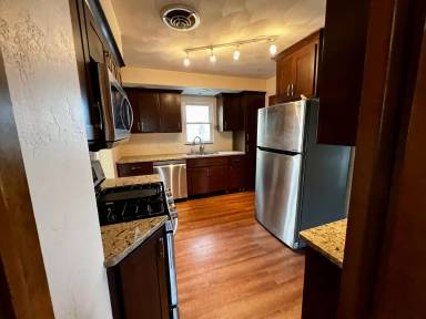 Main picture of 609 Maple St