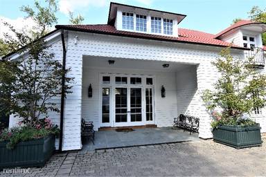 Main picture of 469 Bellevue Ave