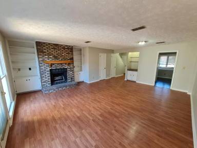 Main picture of 1628 Cobblestone Ct