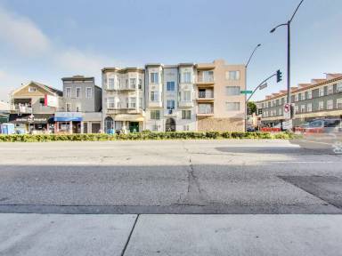 Main picture of 2010 Lombard St