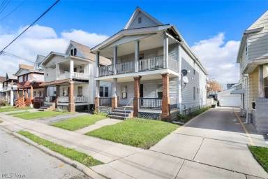 Main picture of 2059 West 105th Street