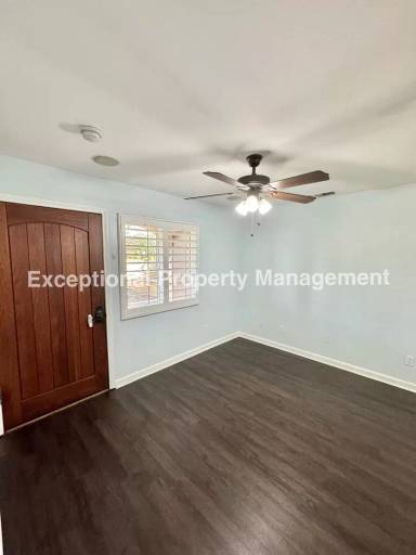 Main picture of 340 S San Mateo St