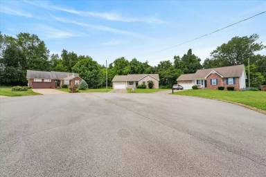 Main picture of 3171 Buckhorn Ct