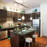 Main picture of Amli Uptown