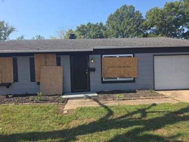 Main picture of 733 Saint Norbert Dr
