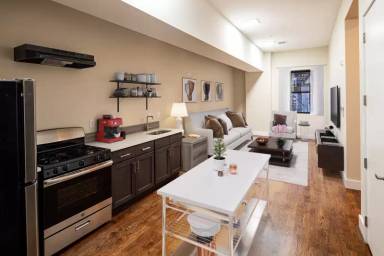 Main picture of 409 Ocean Ave