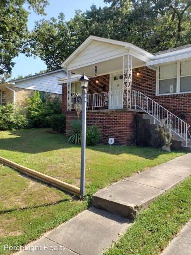 Main picture of 1223 S Pierce St