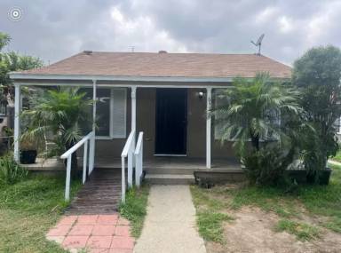 Main picture of 6500 Orange Ave